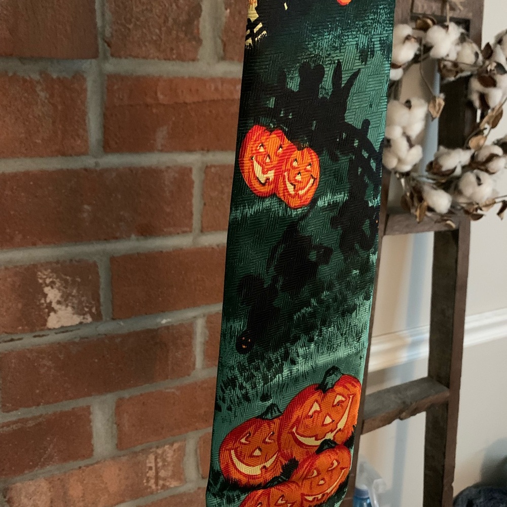 Spooky Night Halloween Tie